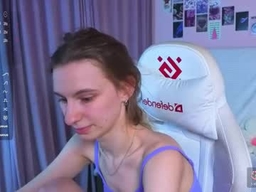 _Ash_Leyy_ profile