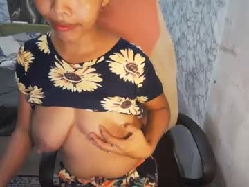 Asian_Rhianna