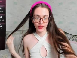 Bellacatlovesmeat profile