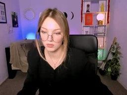 Gia_Lee_ profile