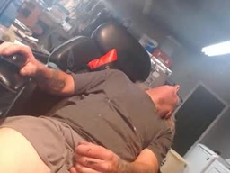 Handystud33 profile