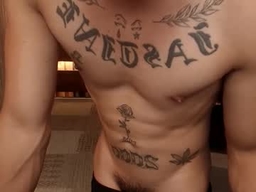 Justine_Hunk profile
