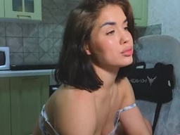Mia___Lunaa profile