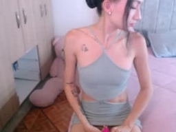 Miluu_444 profile