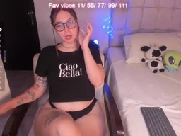 Nicolepeachx profile