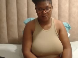 Sexybustyxx profile