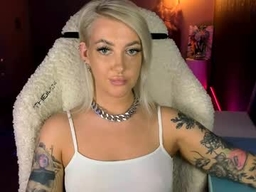 Tykioty_Miley profile