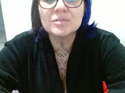Vaholiver profile